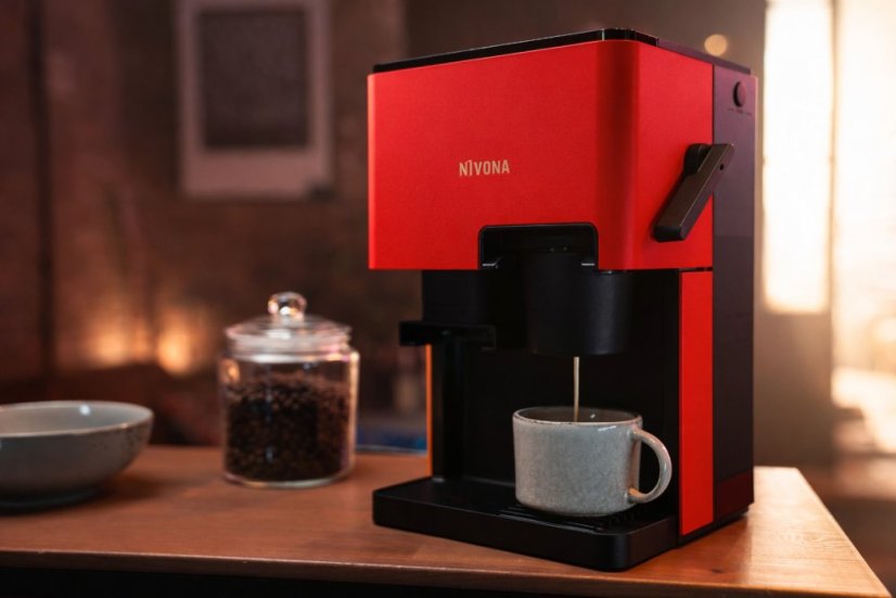 Poloautomatický kávovar NIVONA CUBE 4 RED